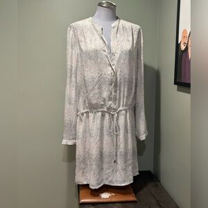 Lila Rose Cream Dress With Pretty Pink and Gray Pattern.  Size Large